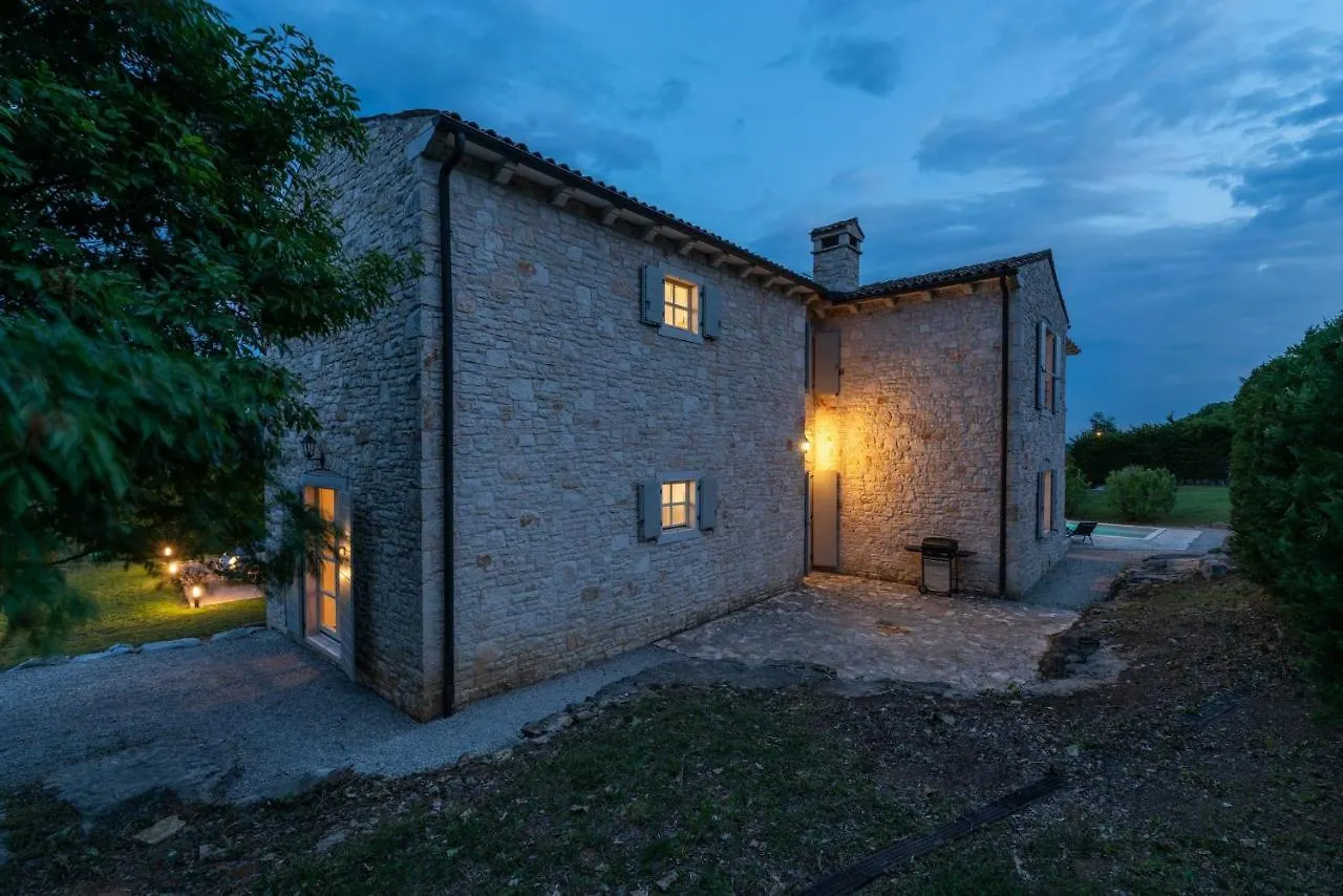 Villa Habibi Buzet 0*,
